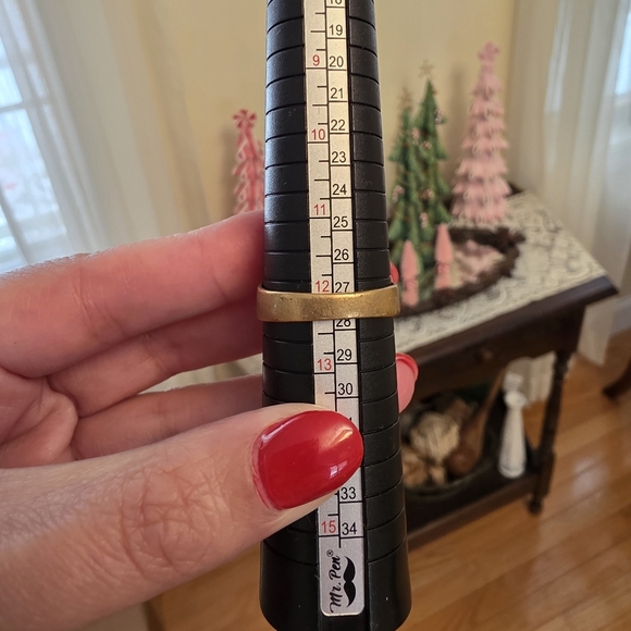 Vintage To Antique Carved Shell Roman Soldier Cameo Ring - Picture 13 of 13